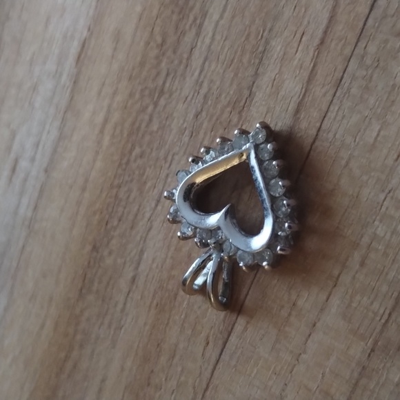 10k Gold .25ct diamond - Picture 5 of 7